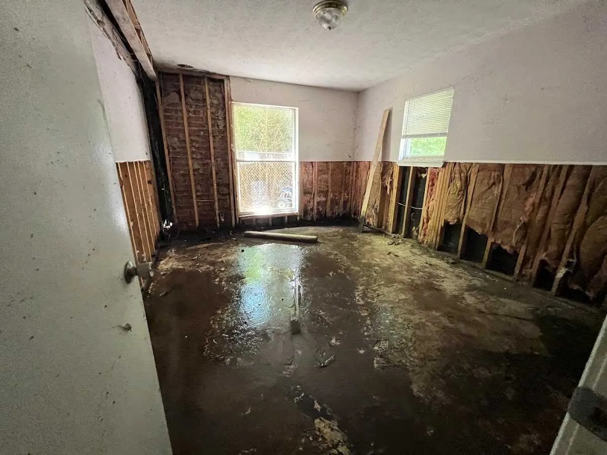 Water Damage Restoration services in South Monrovia Island, CA